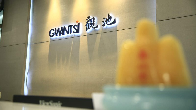 TVC广告片拍摄监视器：尺寸规格背后的技术考量**