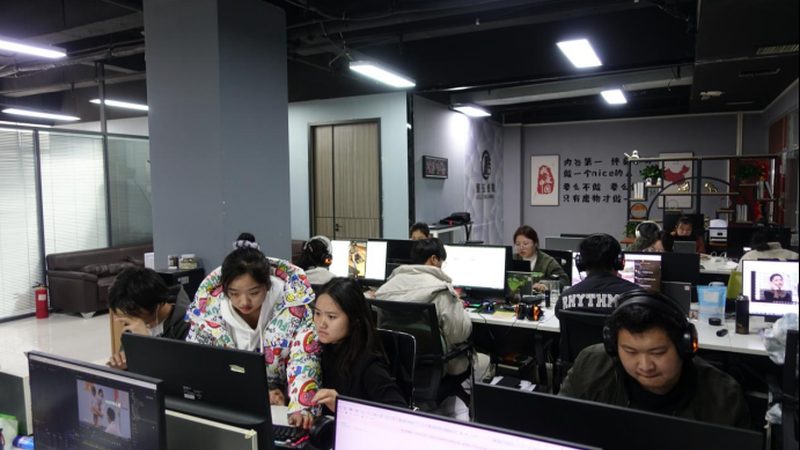 产品宣传片脚本的秘密：从文案到镜头的翻译法则